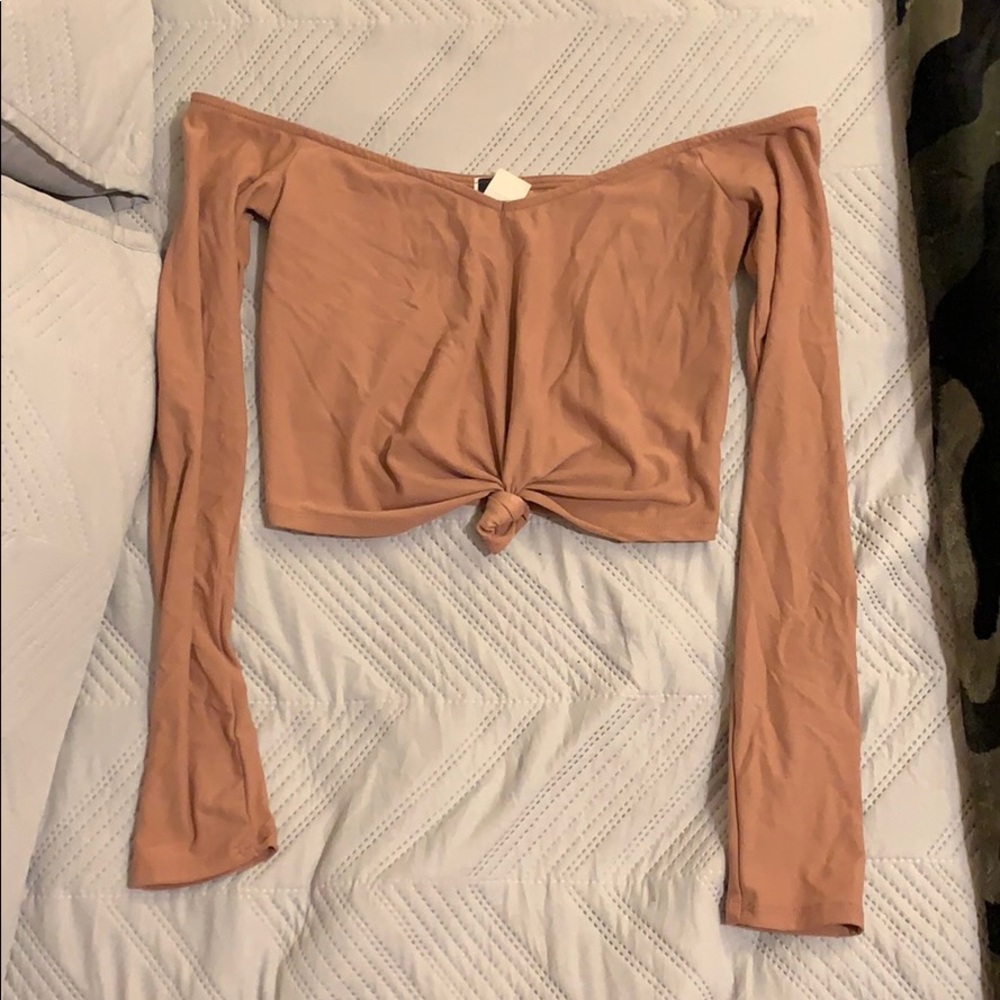 Off the shoulder crop top.